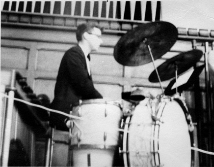 George Makrauer, drummer for "The Shifters from Vanderbilt," 1962 to 1963 academic year, Nashville, Tennessee.  Also had one appearance as backing group for female singer at the Ryman Auditorium, the "Mother Church" of Country & Western Music. 